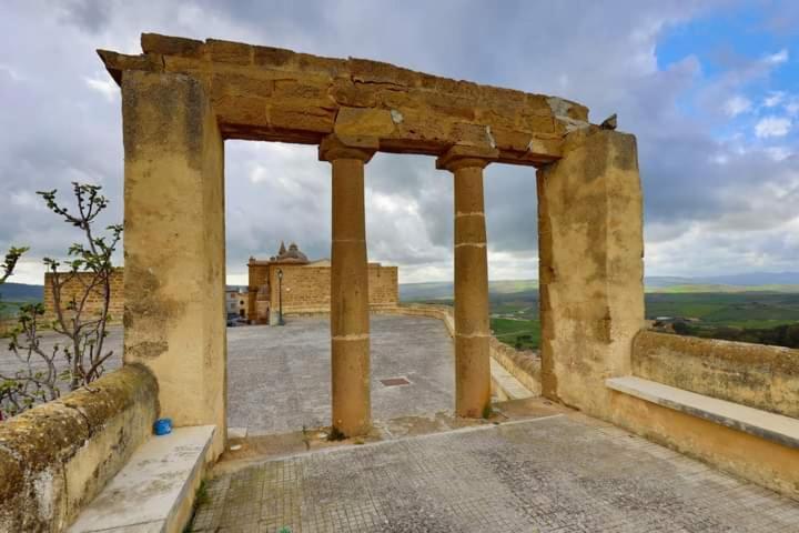 Rinaldo Holiday Home Sambuca di Sicilia Exterior foto